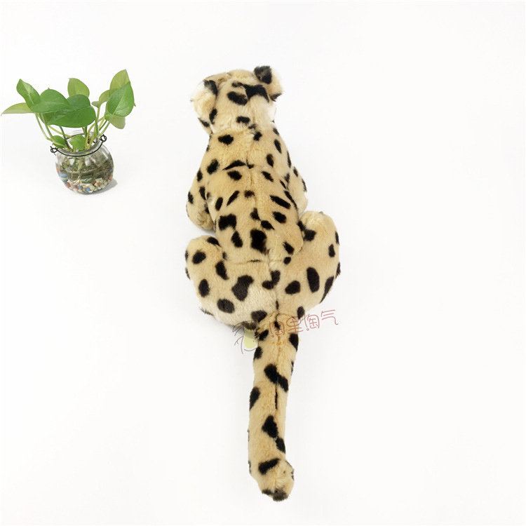 Big Animal Plushies Cuddly Cheetah Plush Toy: Perfect for Kids & Home Sofa Decor