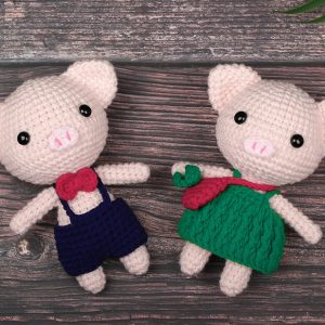 Pig Plushies DIY Handmade Crochet Couple Piggy Doll Kit: Perfect Gift for Craft Lovers