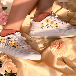 Custom Sunflower Embroidered Sneakers - Y2K Clothing