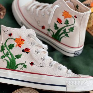 Embroidered Converse High Tops Chuck Taylor 1970s