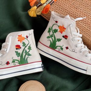 Embroidered Converse High Tops Chuck Taylor 1970s