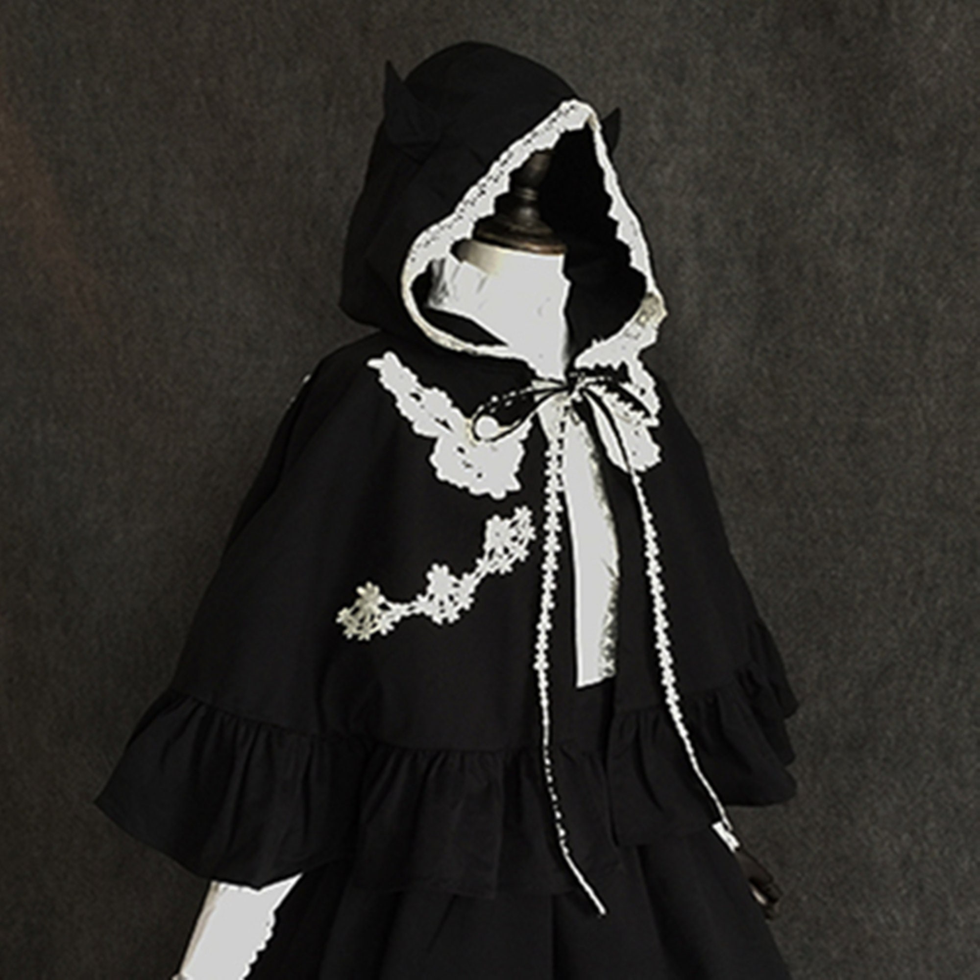 Goth Lolita Hood with Black Lace - Y2K Clothing