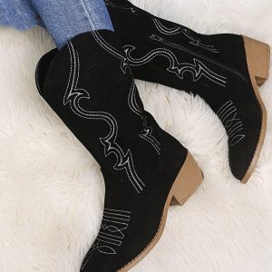 Large Size Low-Heeled Women's European Leather Boots