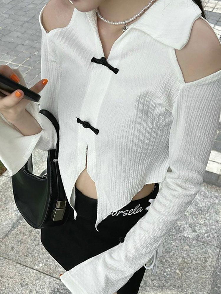 Stylish Gothic Blouse with Unique Design for a Trendy Look