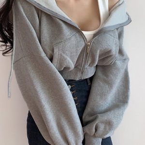 Trendy Y2K Cropped Hoodie: Fashionable and Comfortable