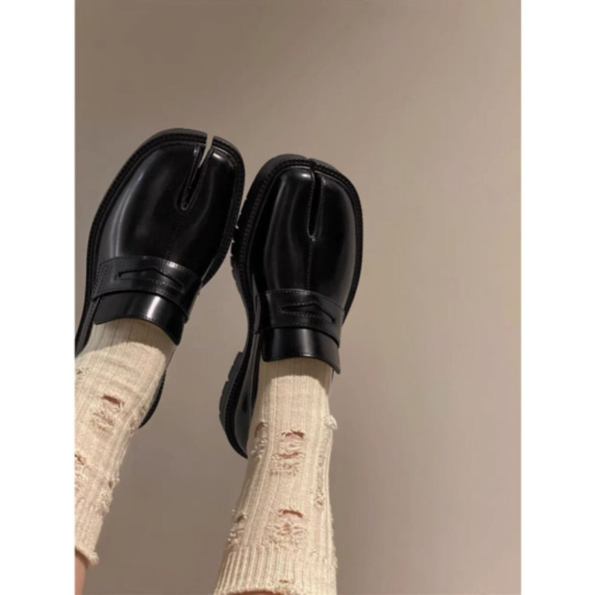 Women's Split-Toe Leather Loafers