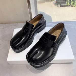 Women's Split-Toe Leather Loafers