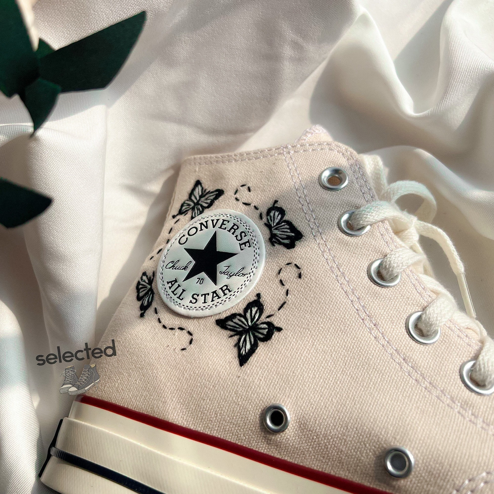 Y2K Clothing - Embroidered Leaves Converse