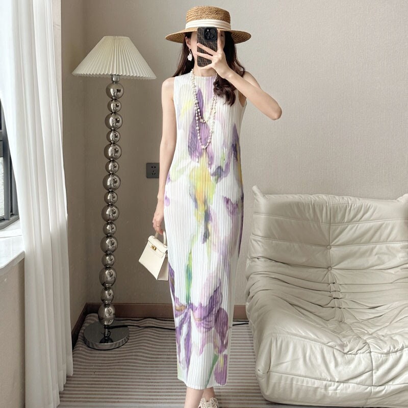 Y2K Clothing: Women's Sleeveless Printed Pleated Dress