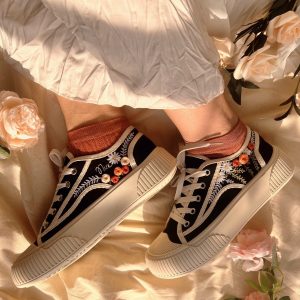 Y2K Custom Sneakers with Embroidered Roses and Daisy Flowers