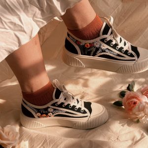 Y2K Custom Sneakers with Embroidered Roses and Daisy Flowers