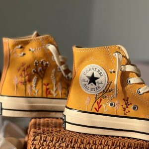 Y2K Embroidered Converse - Floral Design